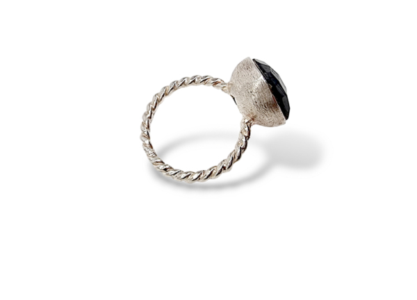 טבעת כסף 925 עם אבן חן לברדורייט